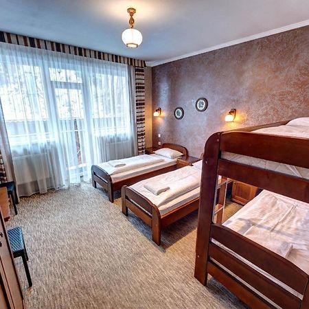 Hotel Gutsulia Bukovel Esterno foto