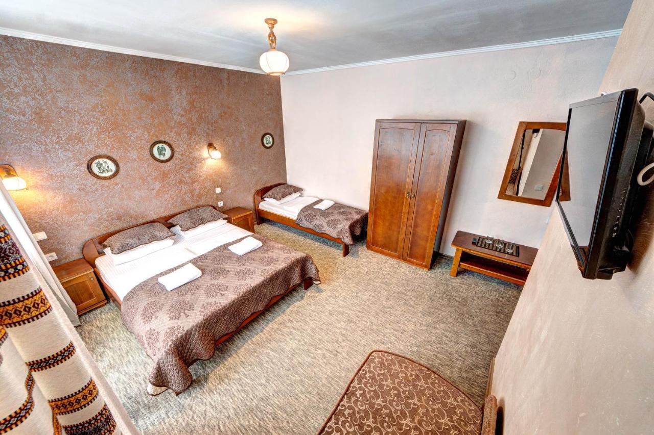 Hotel Gutsulia Bukovel Esterno foto